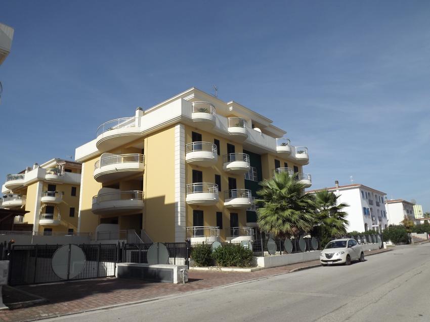 Il Ventaglio Apartment Martinsicuro Luaran gambar